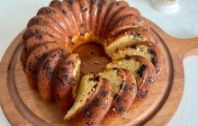 Yumuşacık Damla Çikolatalı Kek Tarifi