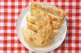 Kırım Mutfağının Efsanesi: Çibörek (Çiğ Börek) Tarifi