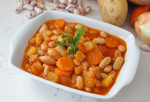 Barbunya Pilaki Tarifi (Zeytinyağlı, Soğuk Servis Edilen Nefis Lezzet)