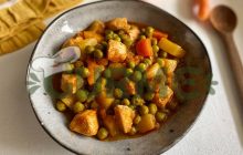 Tavuklu Bezelye Yemeği Tarifi | Pratik ve Lezzetli